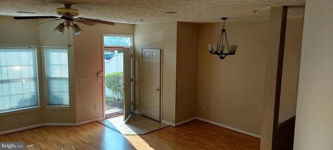Building Photo - 8089 Brookstone Ct