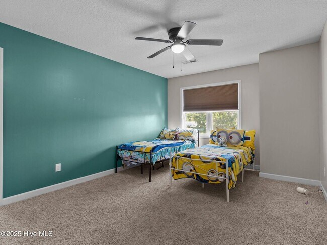 Building Photo - 216 Shell Rock Landing Rd