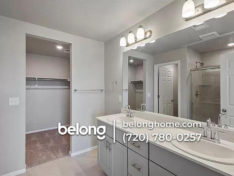 Building Photo - 6377 N Netherland Ct