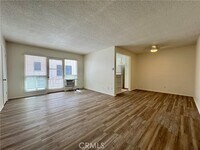 Building Photo - 122 Croft Ave