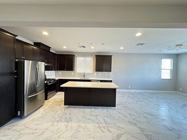 Building Photo - RIDGEHAVEN