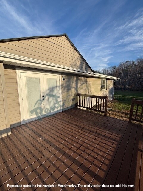 Building Photo - 232 Cedar Creek Dr