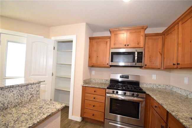 Building Photo - 1572 Sandpiper St