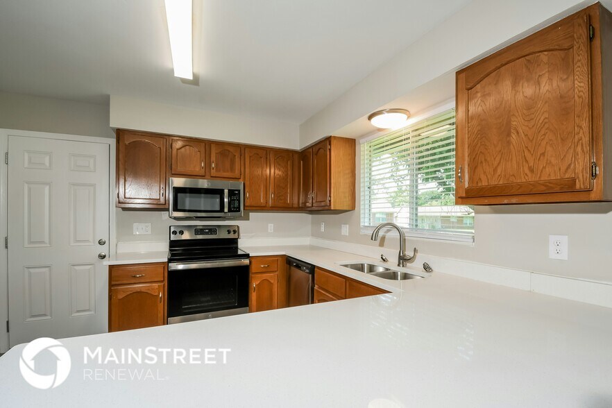 Building Photo - 3748 Riviere Marne Ct