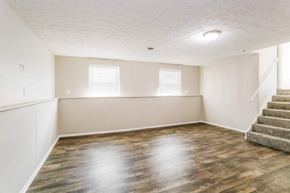 Building Photo - 2616 Saugus Cir