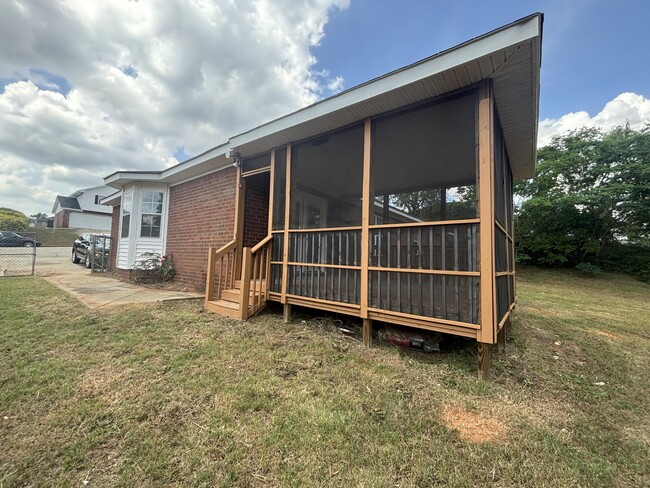 Building Photo - 2706 Crosshaven Dr