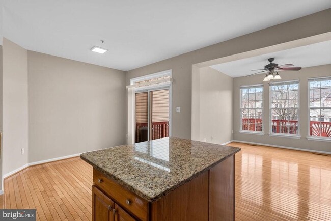 Building Photo - 2133 Bexley Dr