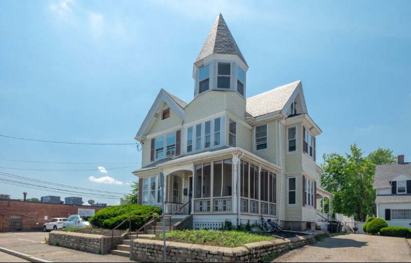 Building Photo - 12 Fiske St