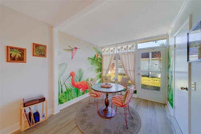 Building Photo - 13827 Mission Oaks Blvd