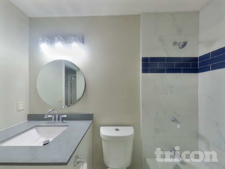 Building Photo - 3373 Millcrest Pl