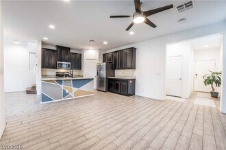 Building Photo - 10750 Yarmouth Bay Ct