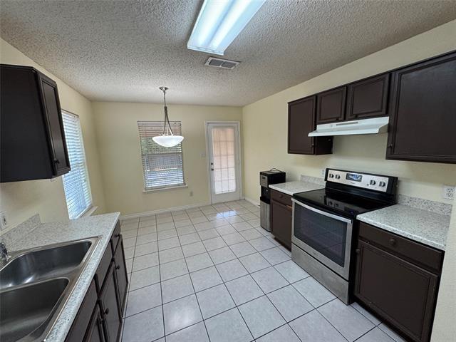 Building Photo - 7404 Avington Way