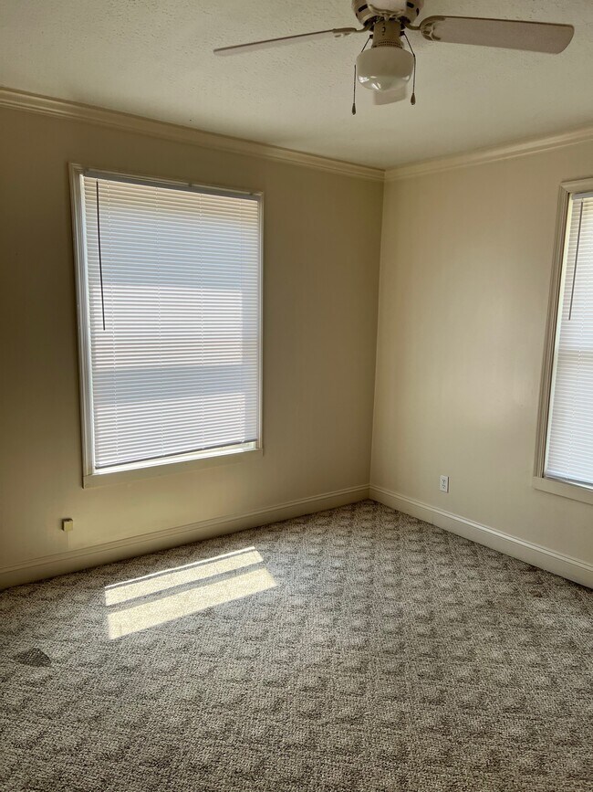 Building Photo - 612 Grant Ave