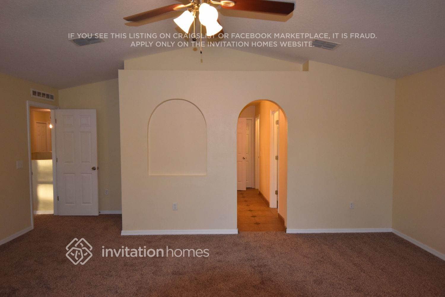 Building Photo - 2370 Sheila Dr