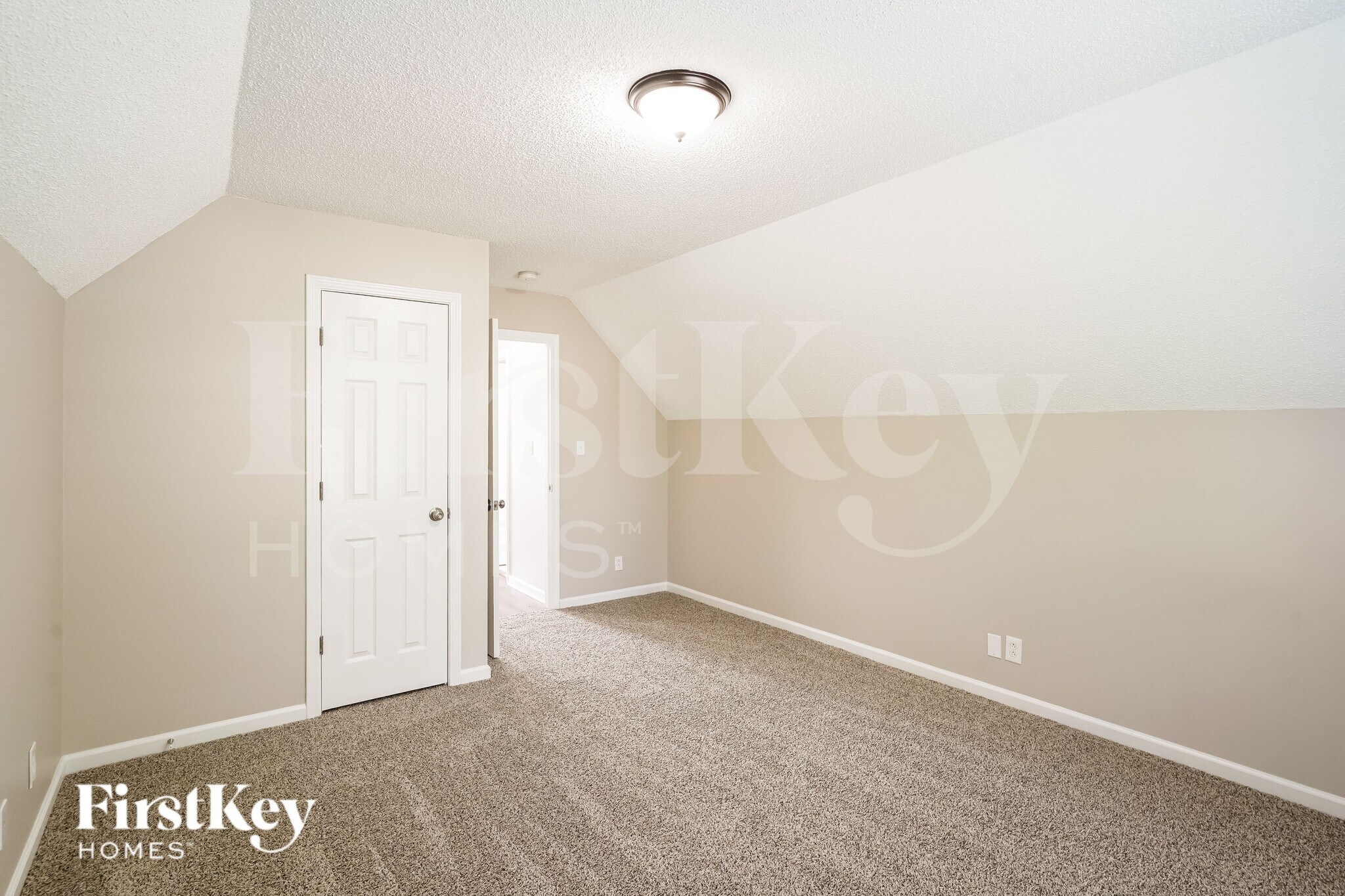 Building Photo - 2675 Elkmont Dr