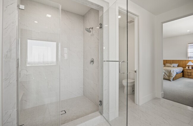 Building Photo - 135 Oakstone