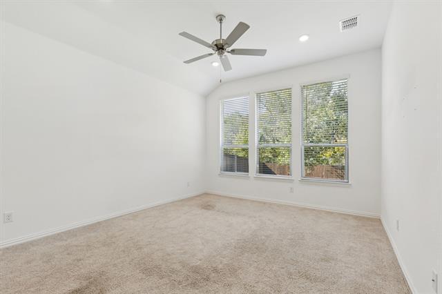 Building Photo - 7933 Lindheimer Ln