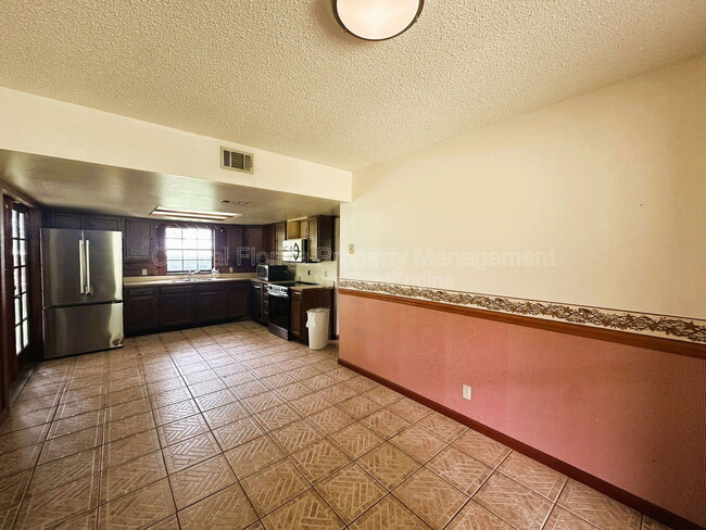 Building Photo - 1620 Nora Tyson Rd