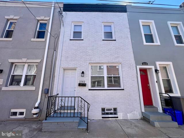 Building Photo - 2312 Greenwich St
