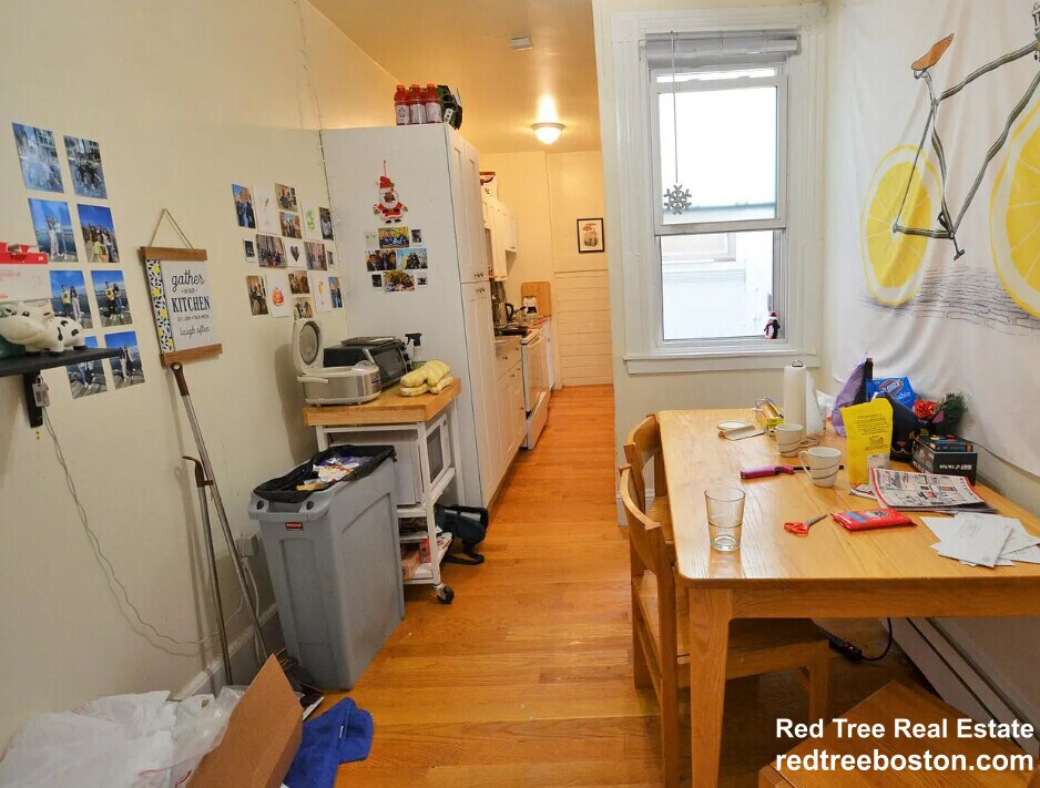 Apt 14 - 35 Brookline St