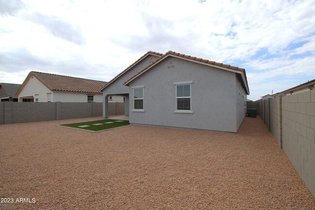 Building Photo - 1126 E Westwood Dr