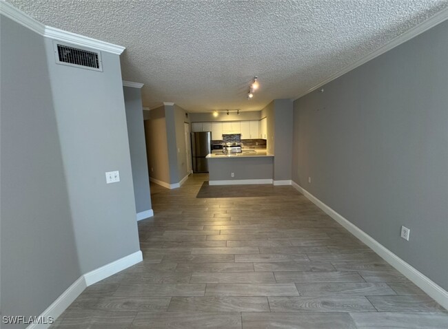 Building Photo - 8735 River Homes Lane