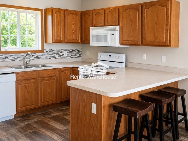 Building Photo - 20245 Ann River Dr