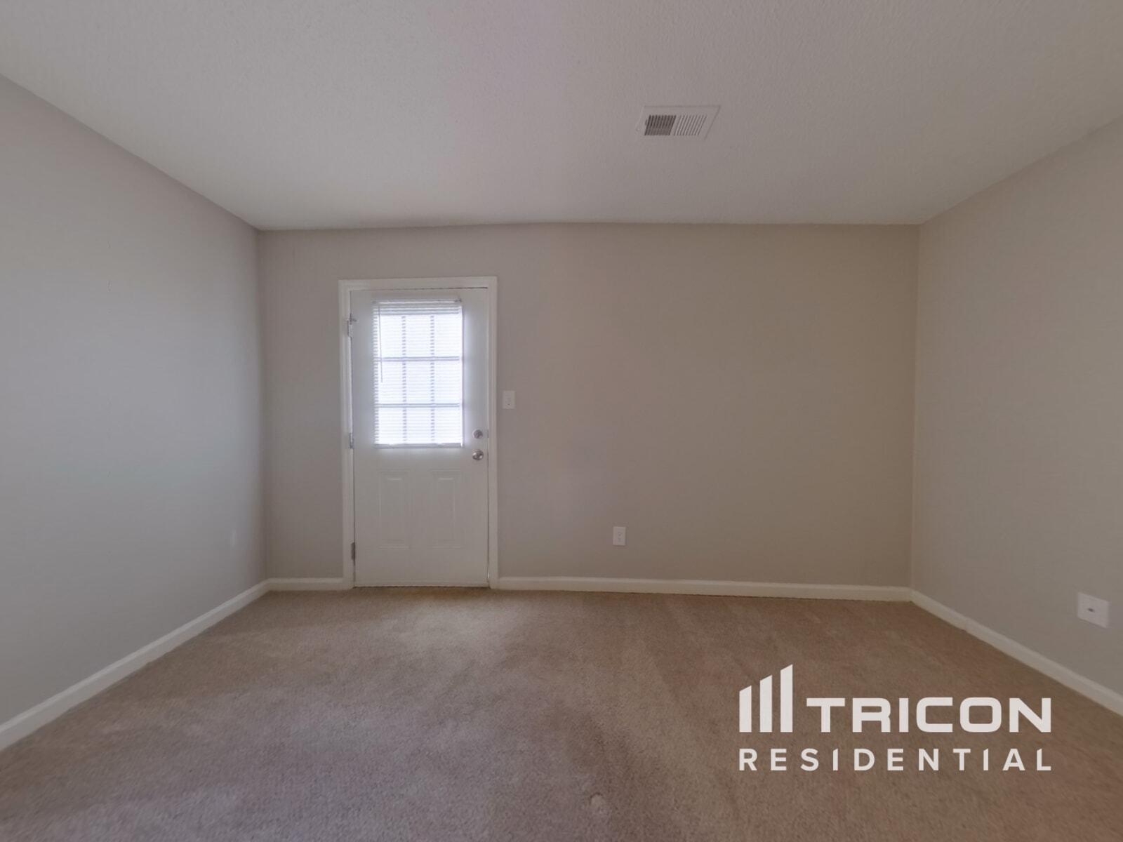 Building Photo - 6617 Flat Rock Dr