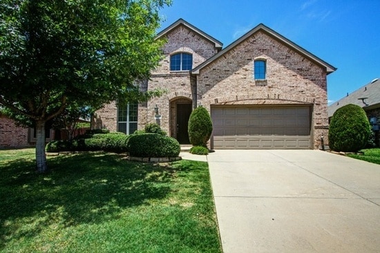 Front - 2489 Yuma Dr