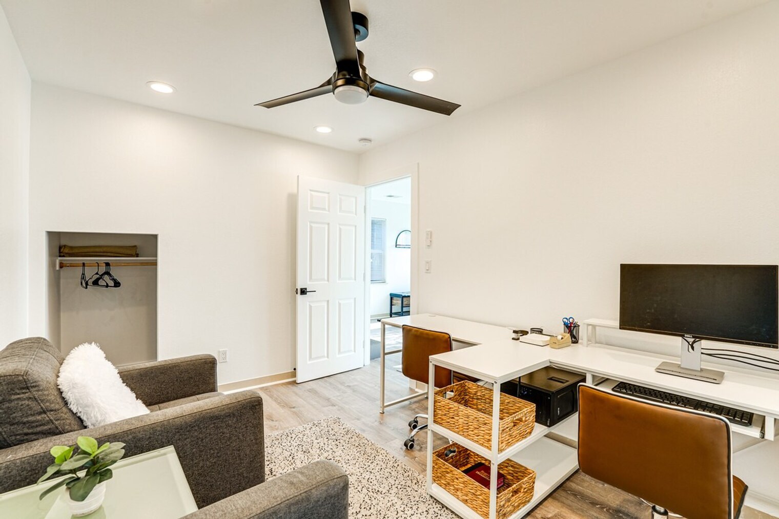 Building Photo - 641 Central Ave