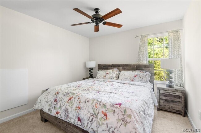 Building Photo - 13507 Enon Oaks Pl