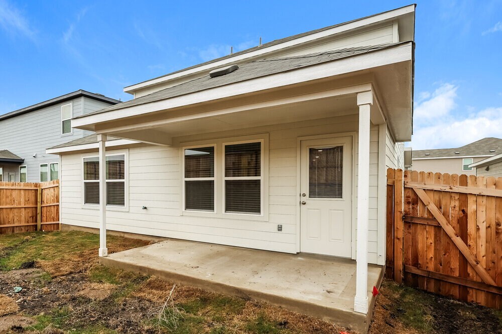Building Photo - 10327 Monte Carmel Pl