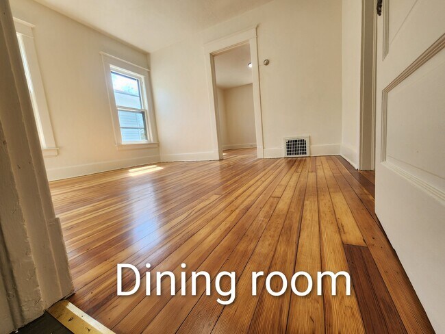 Building Photo - 754 Chenango St
