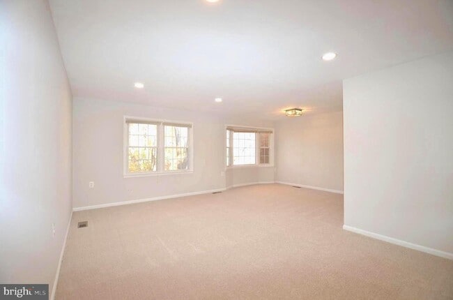 Building Photo - 12318 Cinnamon St