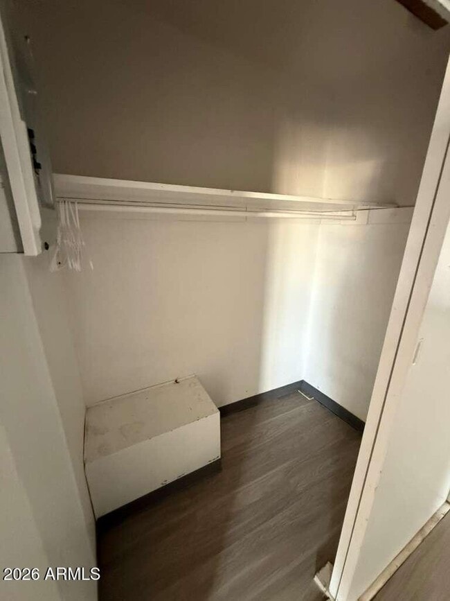 Building Photo - 398 E Ave