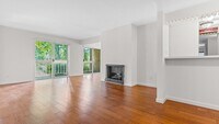 Building Photo - Beautiful Mountain Condo. 3 Bed-2Bath