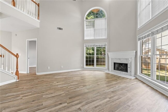 Building Photo - 2878 Calhoun Square