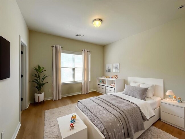 Building Photo - 1650 Sabastian Point