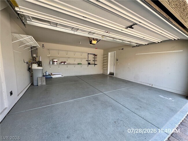 Building Photo - 6049 Thistle Meadow Ave