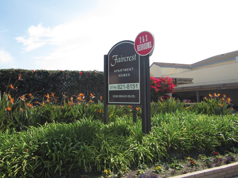 Faircrest Apartments 10250 Beach Blvd Stanton CA 90680 Apartment Finder