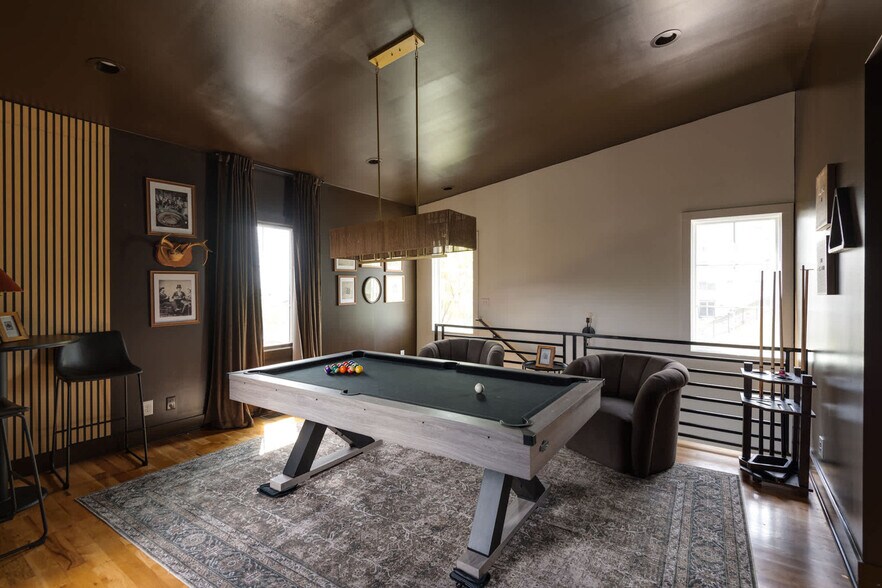 Building Photo - 1113 Wade Ave