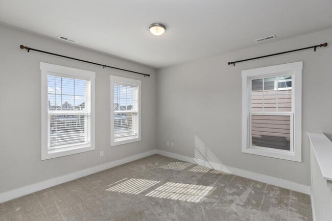 Building Photo - 1912 Split Rail Pl