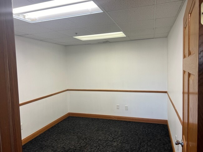 Building Photo - 11 N Genesee St