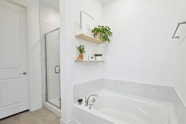 Building Photo - 1201 Superbloom Ave