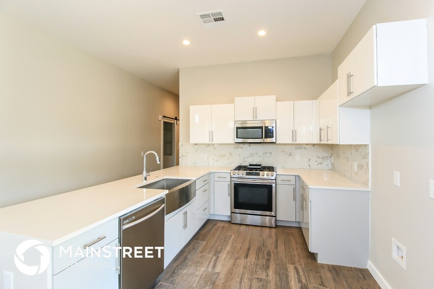 Building Photo - 11319 Paradise Out Ln