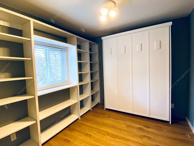 Building Photo - Charming 2 BR in downtown Bend - flexible ...