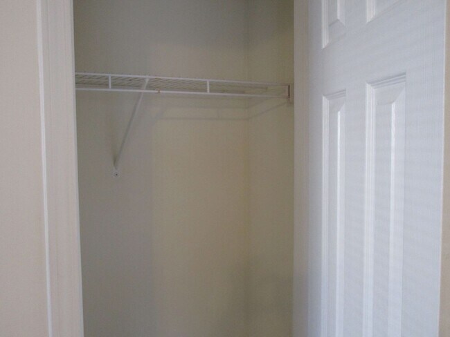 Building Photo - 5004-5006 Carrie Ridge Dr.