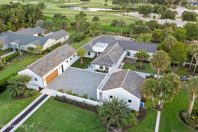 Building Photo - 4096 Ponte Vedra Blvd