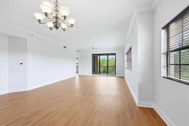 Building Photo - 7612 Lake Vista Ct