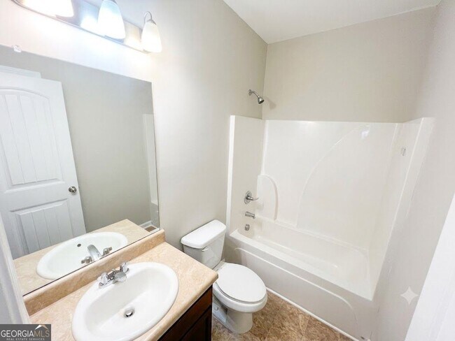 Building Photo - 1086 Blind Brook Cir